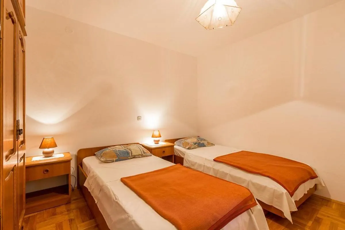 Apartments Pradolando Pula